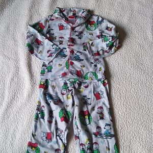 Boys holiday pajamas, size 3T